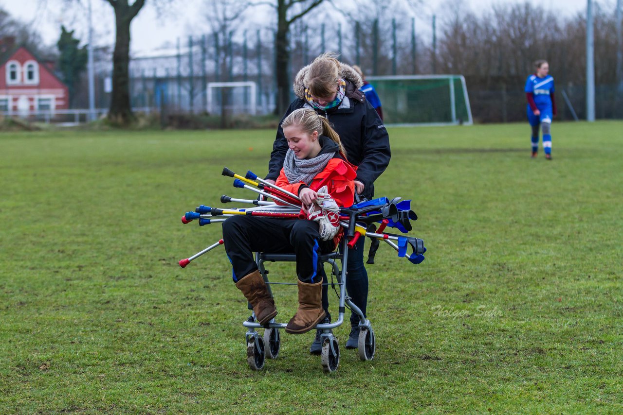 Bild 325 - C-Juniorinnen FSG-BraWie 08 - TuS Tensfeld : Ergebnis: 0:8